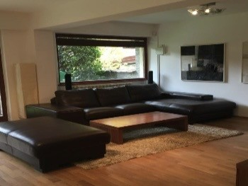 PRAZEN TROSOBEN STAN SO DVOR VO KOZLE