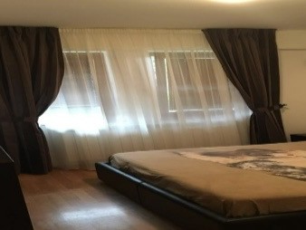 PRAZEN TROSOBEN STAN SO DVOR VO KOZLE