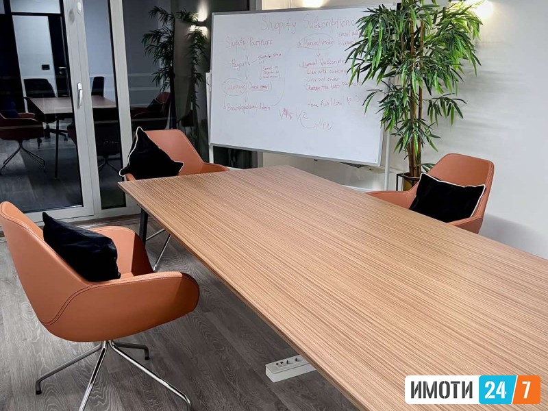 SE IZDAVA DELOVEN PROSTOR NA ODLICNA LOKACIJA VO KOMPLEKS PARK RESIDENCE