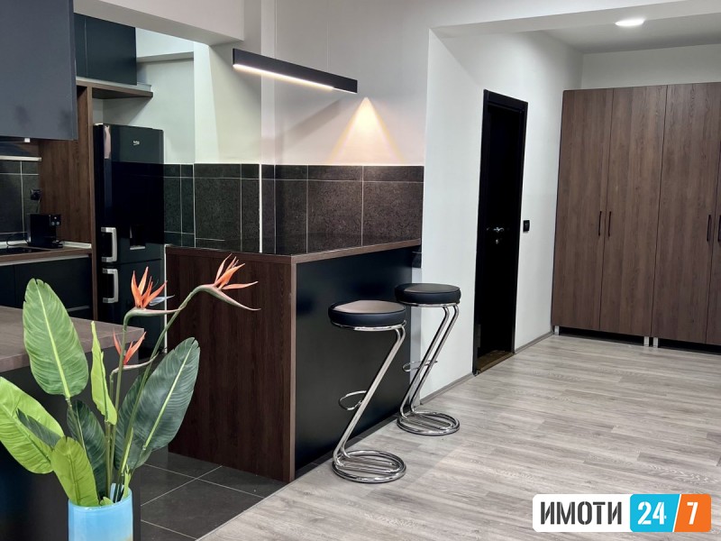 SE IZDAVA DELOVEN PROSTOR NA ODLICNA LOKACIJA VO KOMPLEKS PARK RESIDENCE