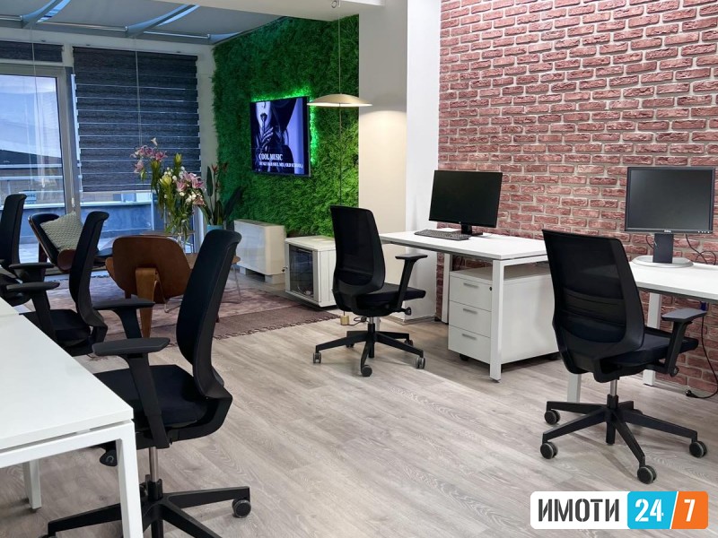 SE IZDAVA DELOVEN PROSTOR NA ODLICNA LOKACIJA VO KOMPLEKS PARK RESIDENCE