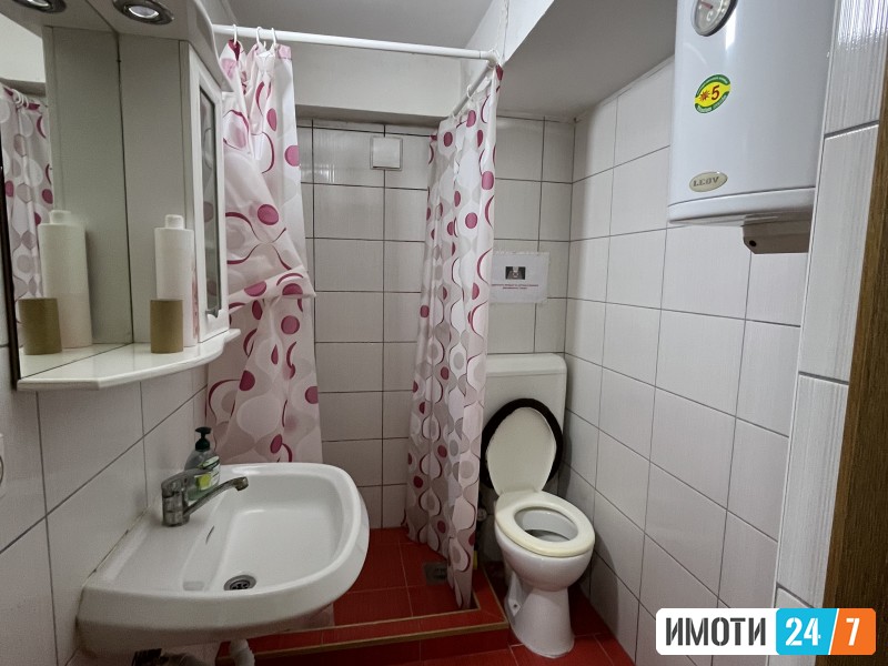 Se prodava Garsonjera vo Suteren Centar