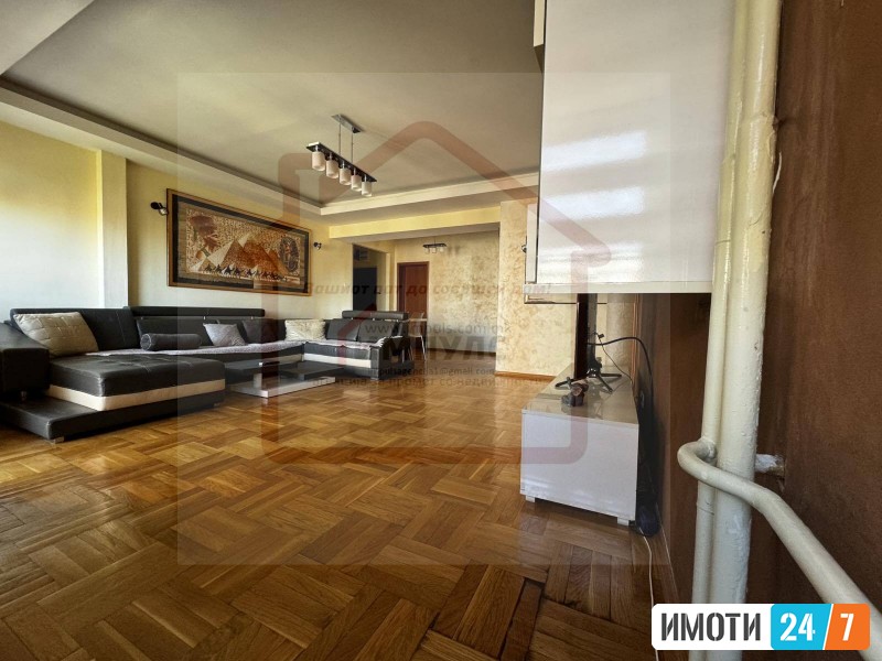 UDOBEN TROSOBEN STAN SO LOKACIJA VO KAPISTEC