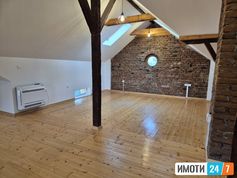 OTVOREN DELOVEN PROSTOR SO LOKACIJA VO DEBAR MAALO