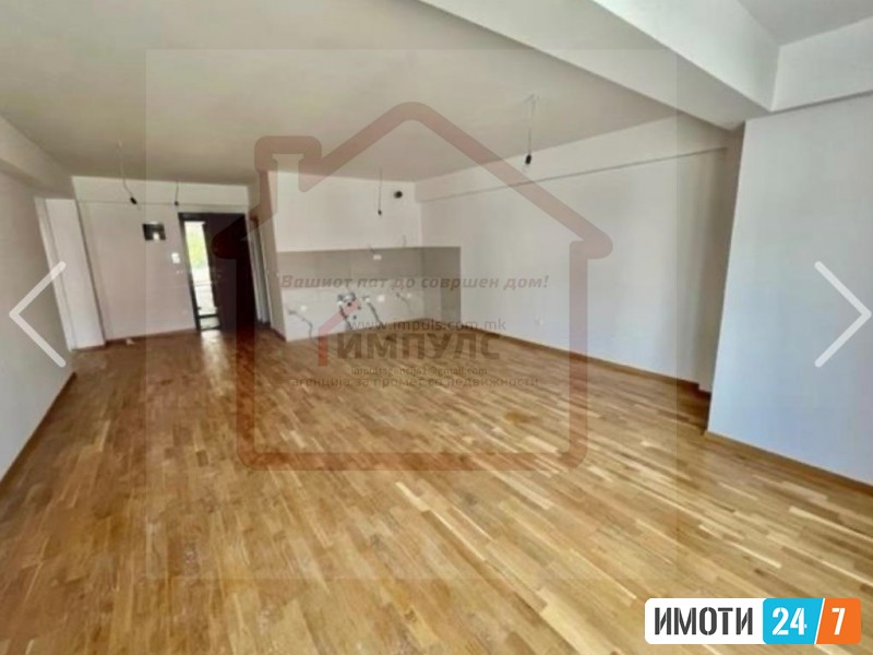 SE PRODAVA CETIRISOBEN STAN NA TIVKA LOKACIJA VO KOZLE