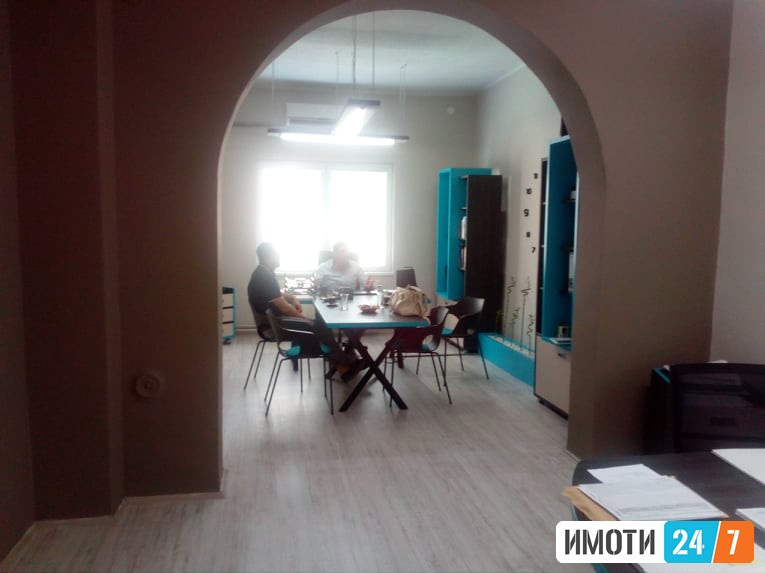 Се изнајмува простор во Дебар Маало