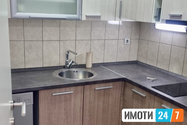 Se izdava deloven prostor 111m2 2 sprat na Ulica Partizanska Skopje Centar
