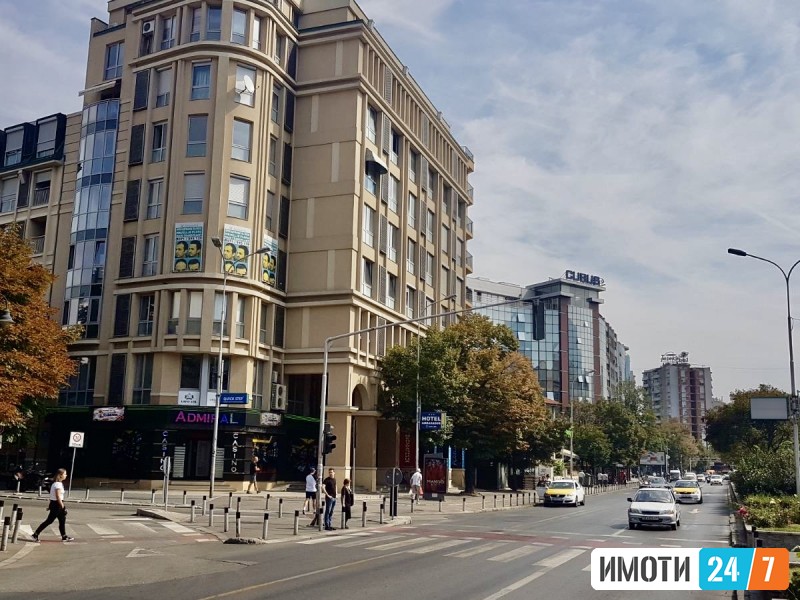 Se izdava deloven prostor 111m2 2 sprat na Ulica Partizanska Skopje Centar