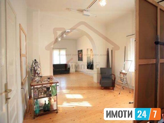 PRAZEN PROPSTOR ZA DELOVNA NAMENA SO LOKACIJA VO DEBAR MAALO