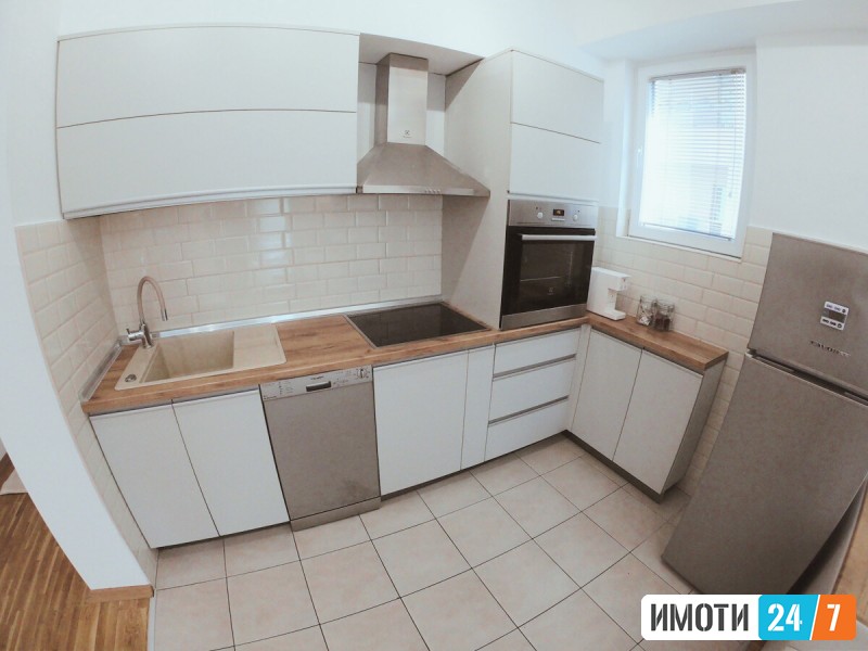 Се издава Апартман во Центар Diamond Mall