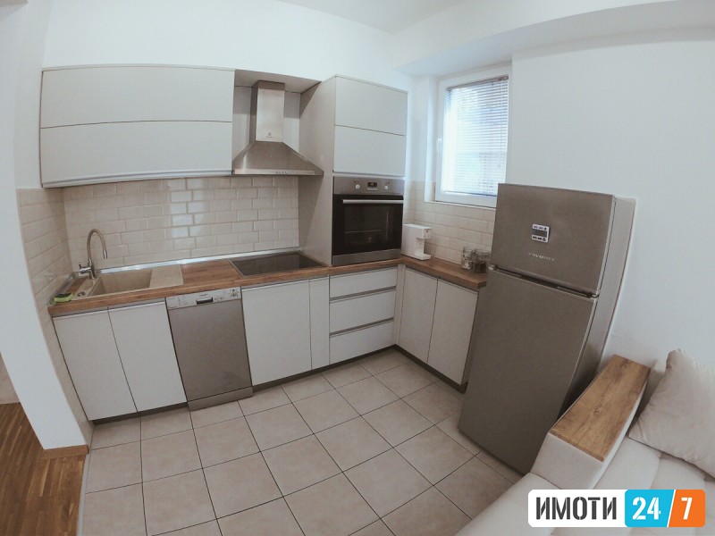 Се издава Апартман во Центар Diamond Mall