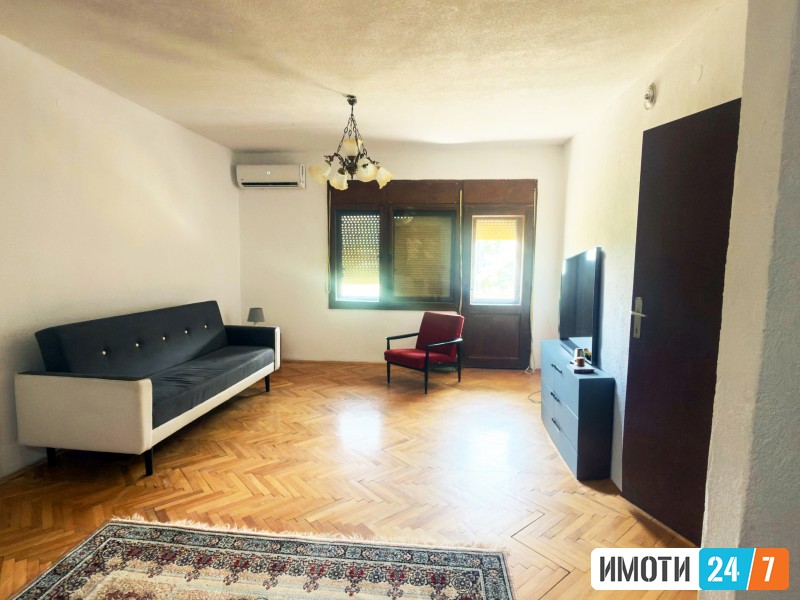 Се продава куќа