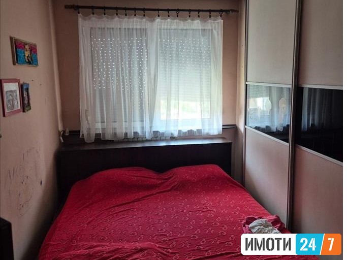 TROSOBEN STAN VO AERODROM POZADI TC BISER 