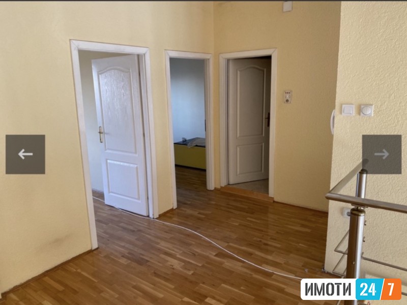 PRAZEN DUPLEX SO LOKACIJA VO STROG CENTAR