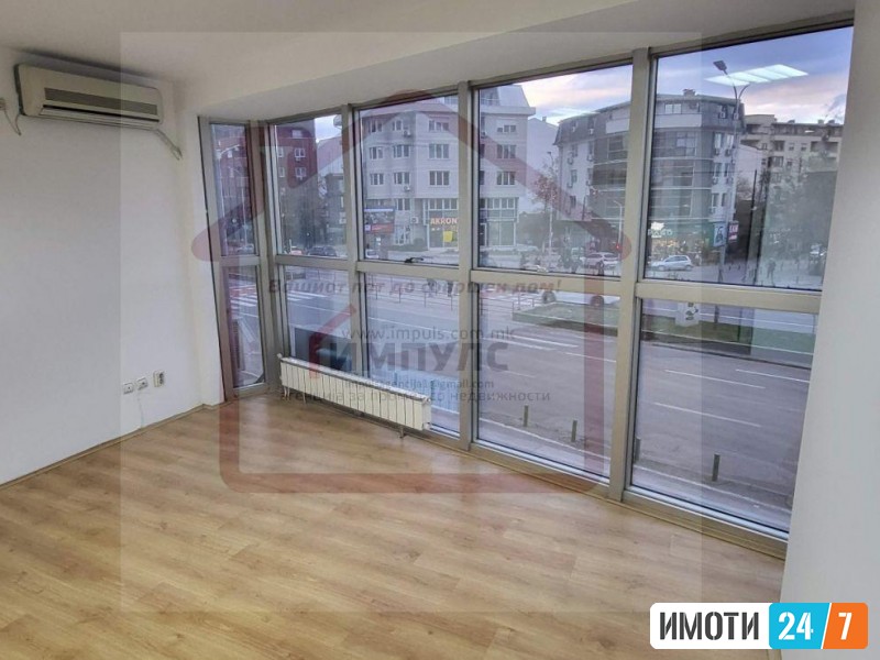 DELOVEN PROSTOR NA ATRAKTIVNA LOKACIJA VO CENTAR