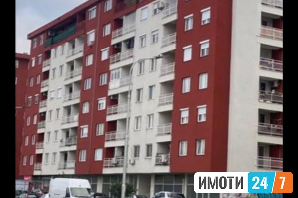 Prodavam 2 soben i 3 soben stan vo gjorce petrov