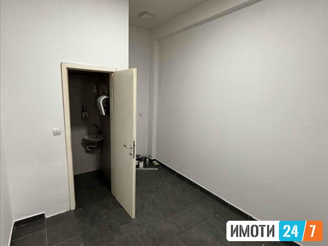 DELOVEN PROSTORDUKJAN SO LOKACIJA VO CENTAR