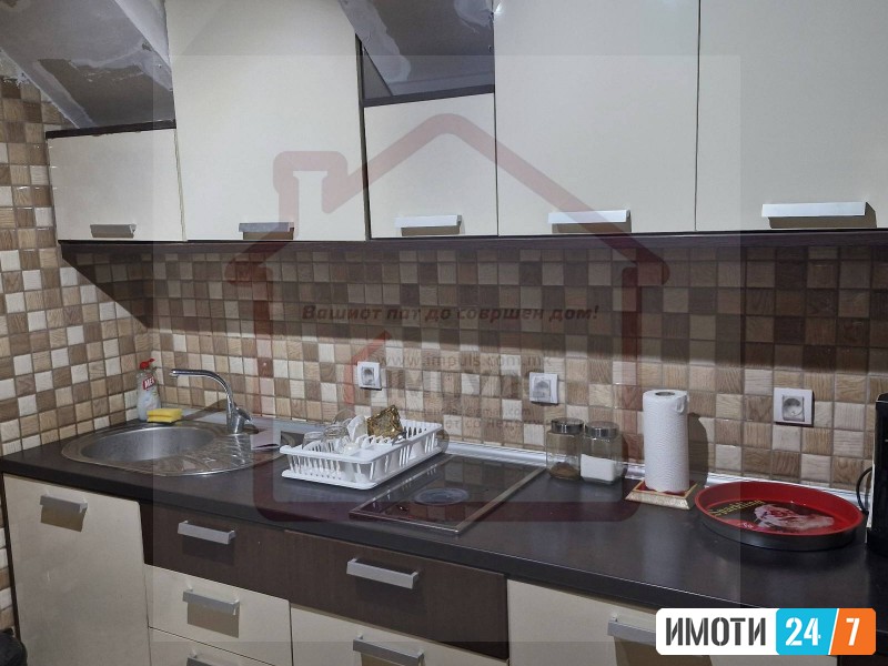 SE PRODAVA DELOVEN PROSTORLOKAL SO LOKACIJA VO STROG CENTAR