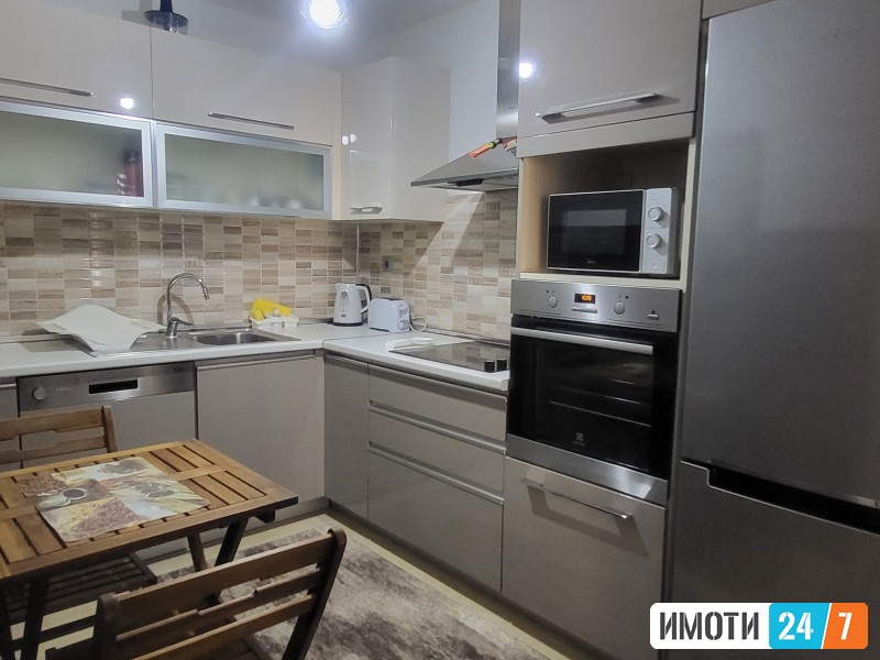 Се изнајмува модерно опремен стан во Џевахир Аеродром