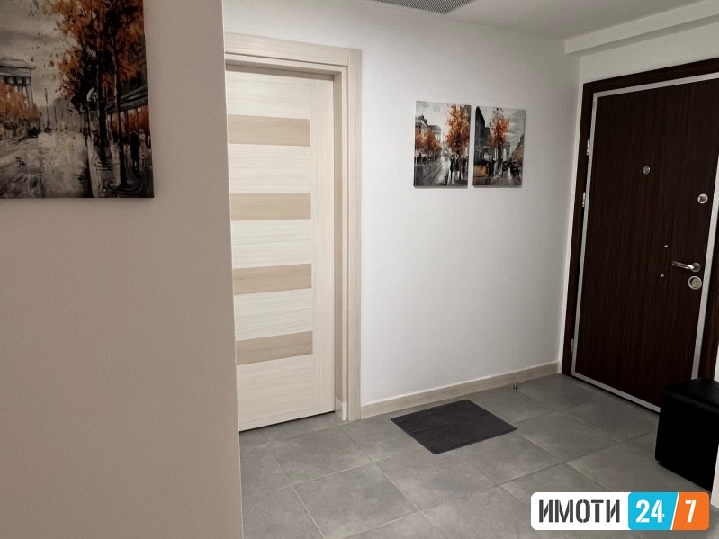 MODEREN TROSOBEN STAN NA ATRAKTIVNA LOKACIJA VO AERODROM