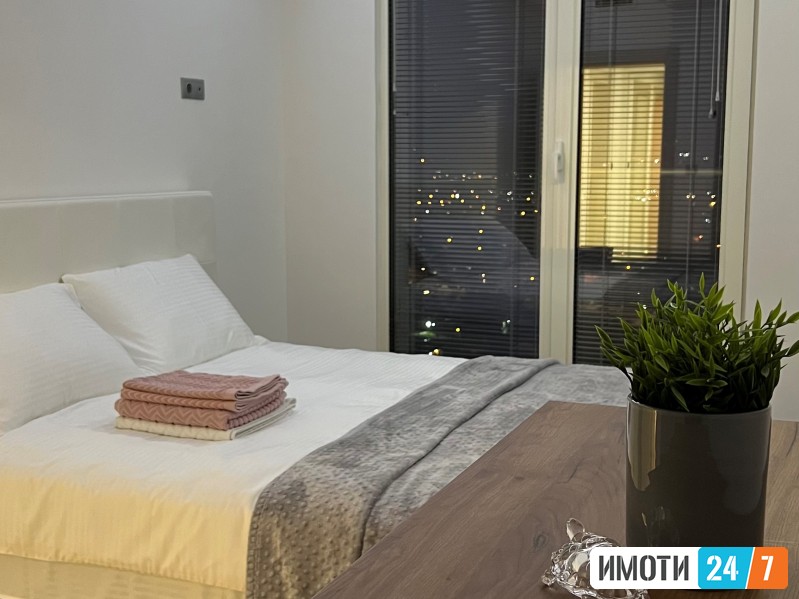 MODEREN TROSOBEN STAN NA ATRAKTIVNA LOKACIJA VO AERODROM