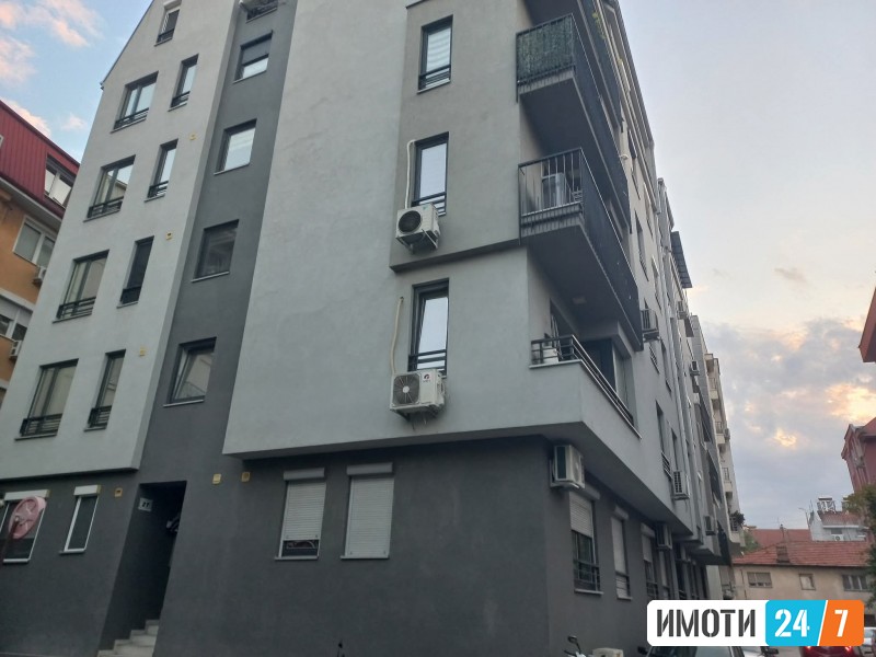 Се продава стан во Дебар маало