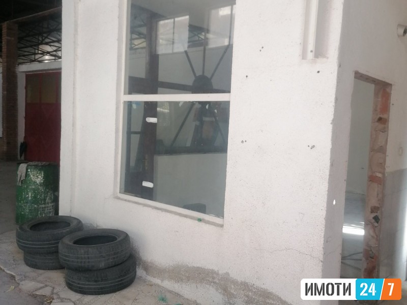 хала на индустриска зона