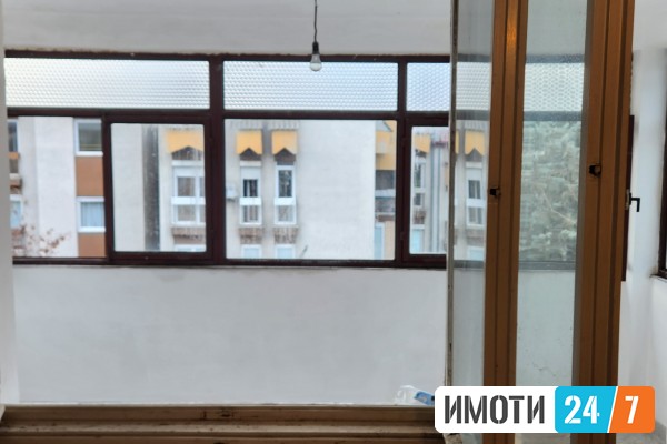 Prodavame stan 51 m2 karpos 1