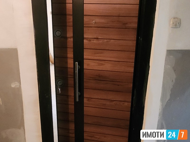 Prodavame stan 51 m2 karpos 1