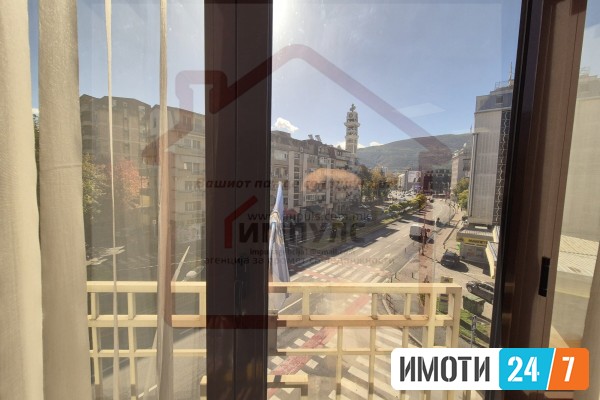 PRAZEN DELOVEN PROSTOR NA IDEALNA LOKACIJA VO CENTAR