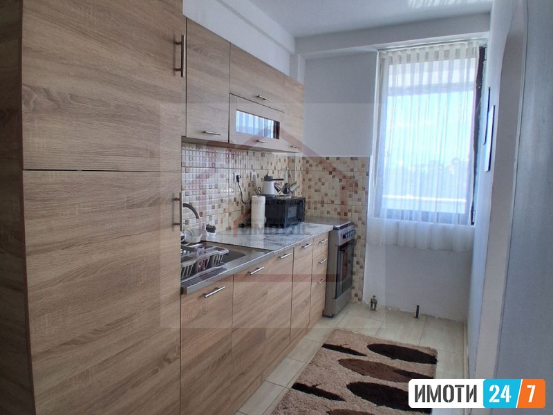 PROSTRAN TROSOBEN STAN NA ULDZON KENEDI