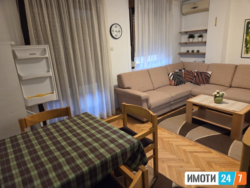 Se izdava garsonjera