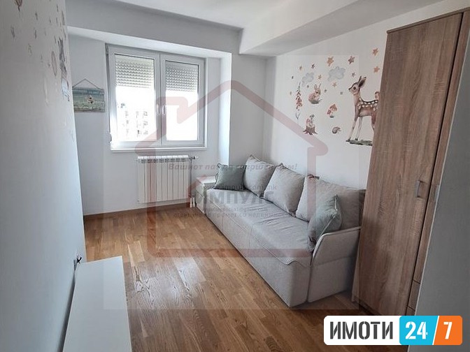 UDOBEN TROSOBEN STAN NA ODLICNA LOKACIA VO AERODROM