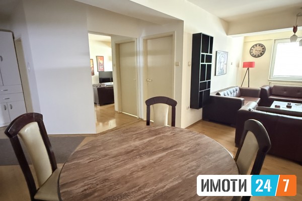 Се издава стан со две спални соби 72м2