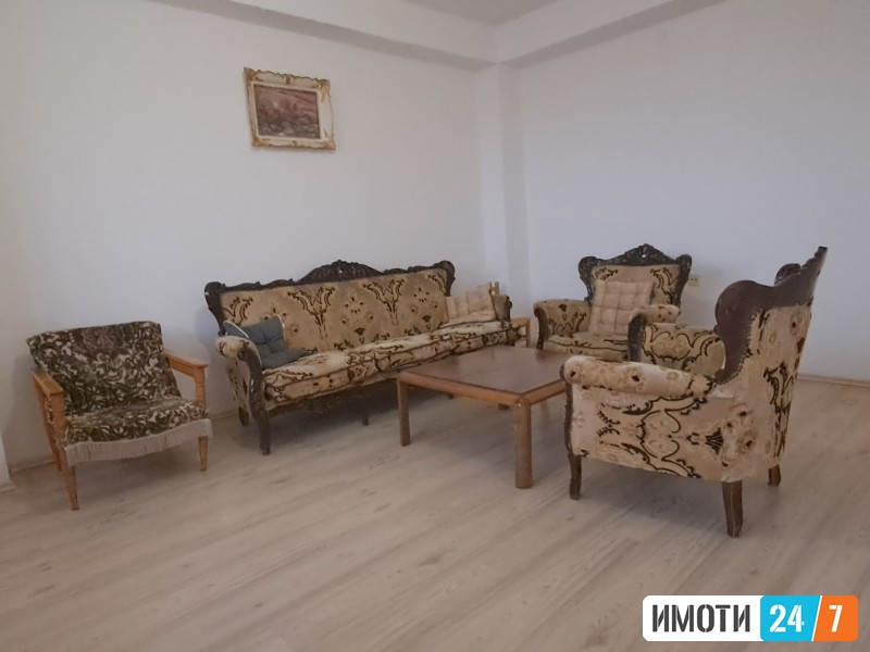 ЧЕТИРИСОБЕН СТАН ВО ОХРИД