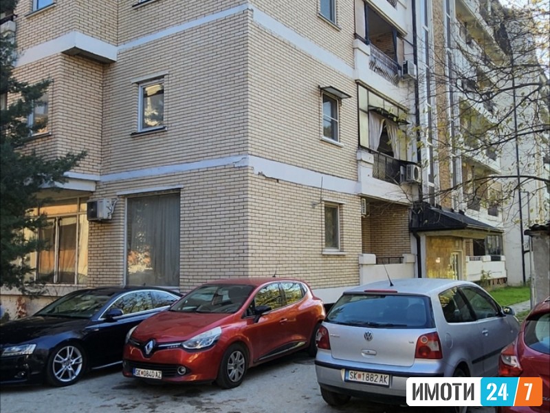 Izdavam prazen 3 soben stan vo micurin