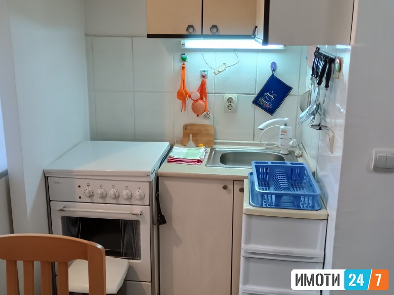 Se prodava stan vo Kapistec