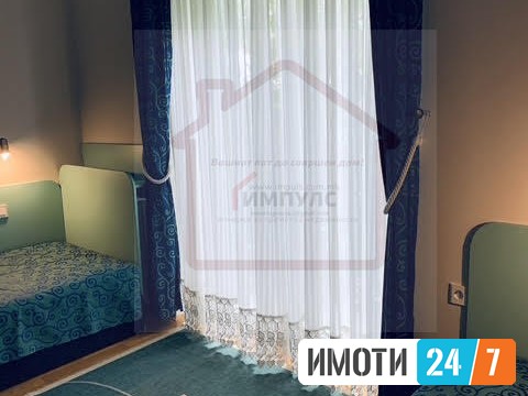 KOMFOREN TROSOBEN STAN SO DVOR VO DEBAR MAALO