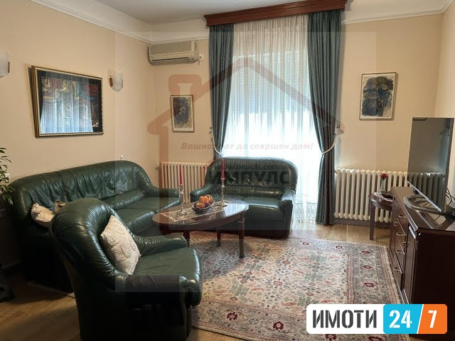 KOMFOREN TROSOBEN STAN SO DVOR VO DEBAR MAALO