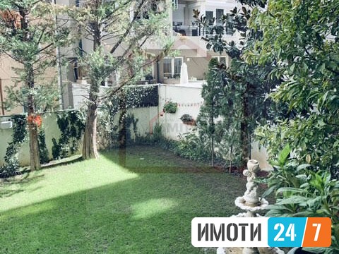 KOMFOREN TROSOBEN STAN SO DVOR VO DEBAR MAALO