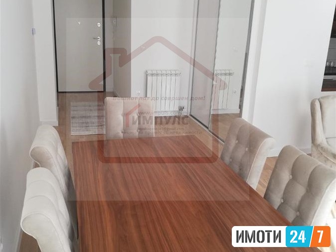 SONCEV TROSOBEN STAN NA ATRAKTIVNA LOKACIJA VO CENTAR