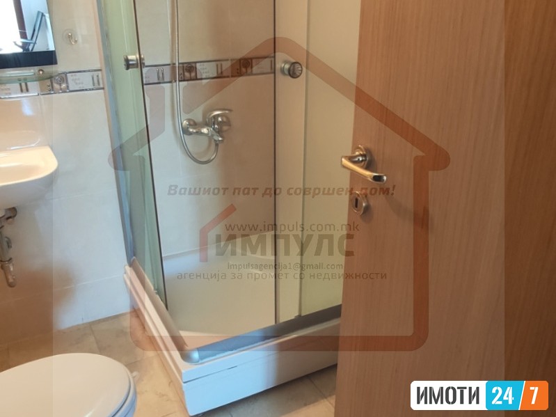 ATRAKTIVEN CETIRISOBEN STAN SO LOKACIJA VO CENTARVODNO