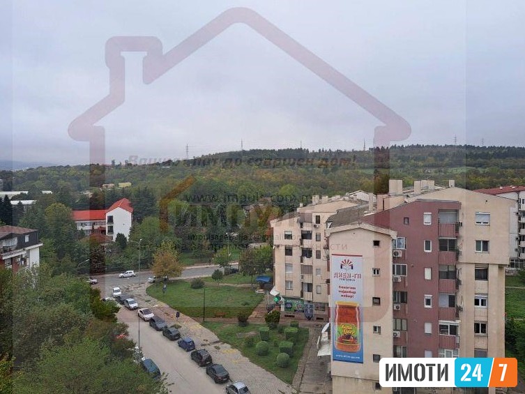 SE PRODAVA KOMFOREN TROSOBEN STAN VO AVTOKOMANDA