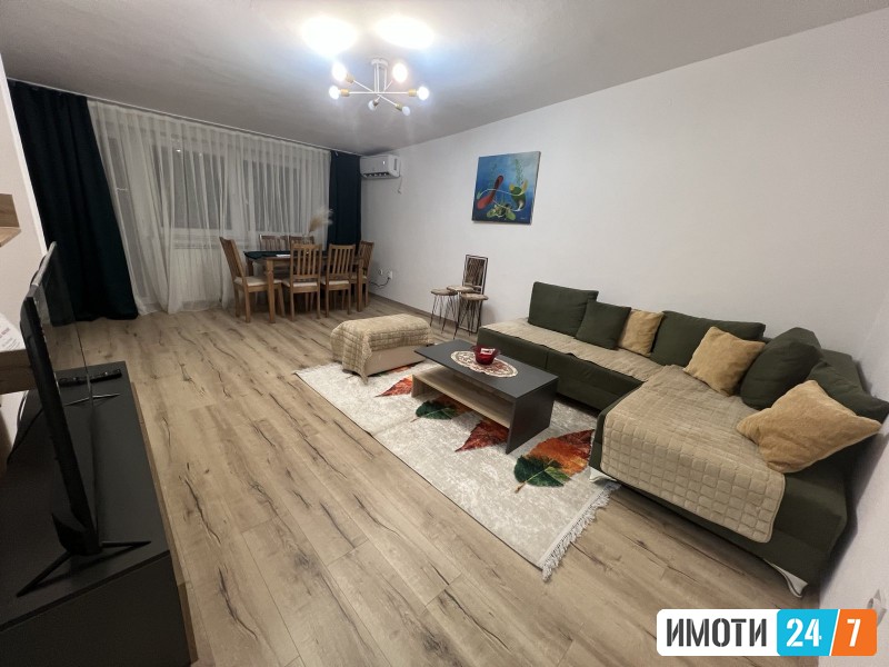 PROSTRAN TROSOBEN STAN SO LOKACIJA VO HROM