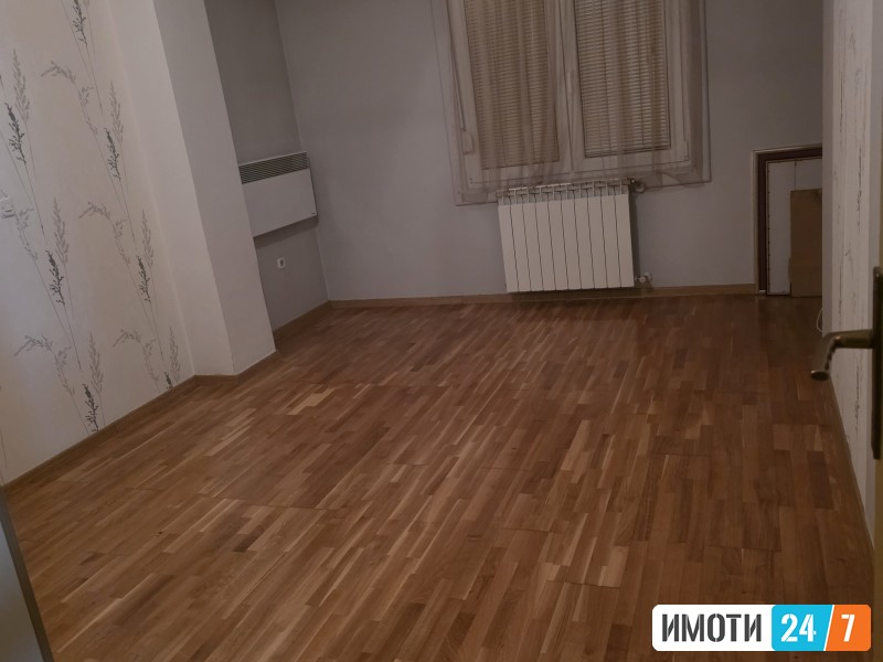 SE IZDAVA STAN TAFTALIDZE MAKEDONIJA KOMPLEKS