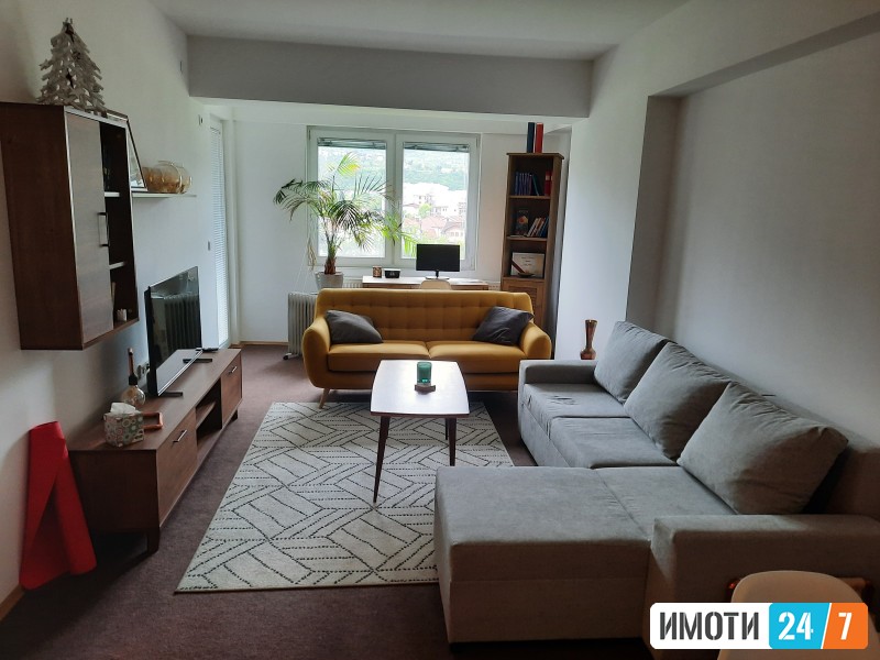 Се продава наместен стан во Карпош 4