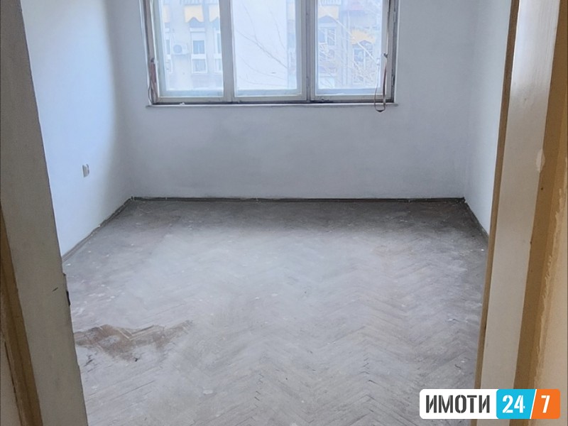 Prodavame stan vo karpos 1