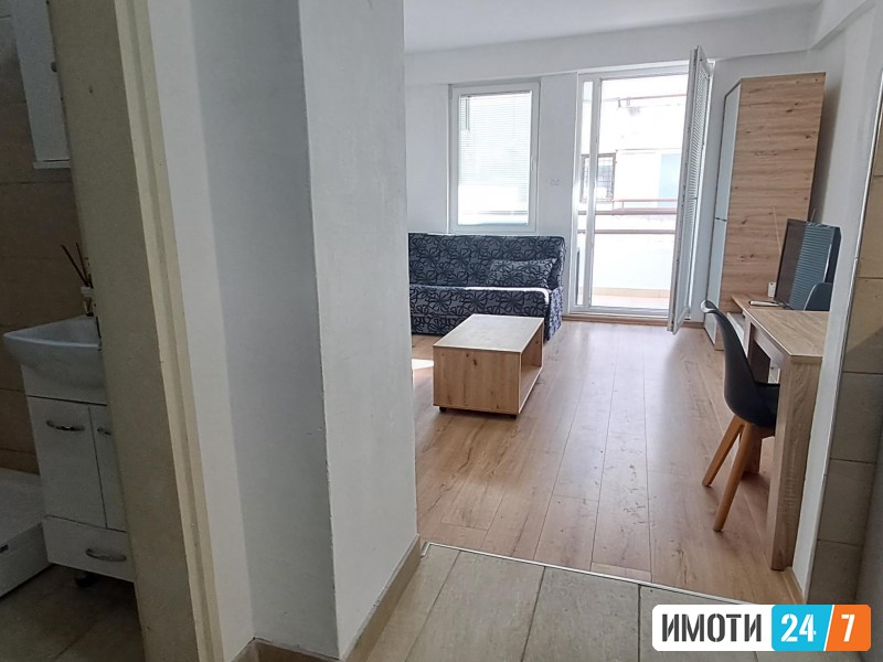 ЕДНОСОБЕН СТАН ГАРСОЊЕРА ВО ОХРИД