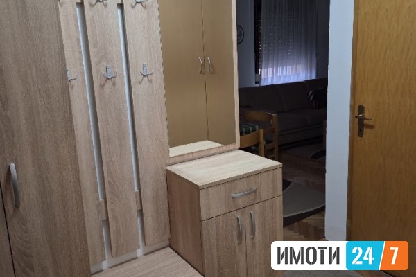 Se izdava garsonjera