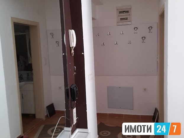 Se izdava ednosoben stan